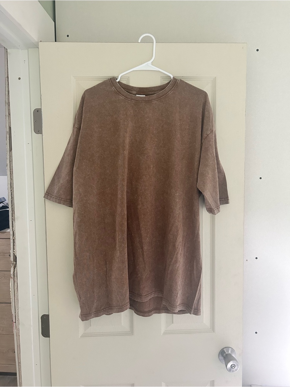 SHEIN Brown Short Sleeve Mineral Wash Tee